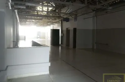 Prédio comercial na pompéia, com  200 metros de área  de terreno com 700 metros de área construída!