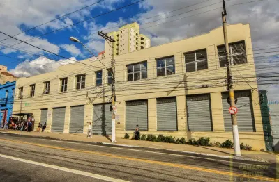 Galpão comercial totalmente reformado na região do tatuapé ótima localização.