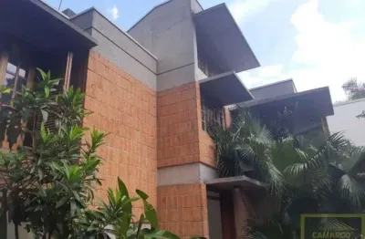 Casa com 4 quartos à venda na Rua Petrópolis, 522, Sumaré, São Paulo