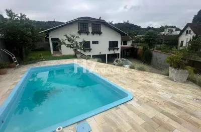 Casa com 3 quartos à venda no Saguaçu, Joinville 