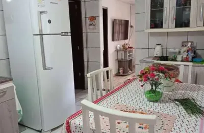 Casa com 1 suíte + 2 quartos, morro do meio - joinville