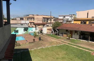 Casa com 3 quartos à venda na Avenida Santa Vitória, 10, Retiro, Volta Redonda