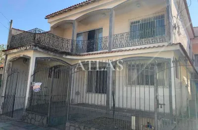 Casa com 3 quartos à venda na Rua Setecentos e Cinqüenta e Dois, 79, Casa de Pedra, Volta Redonda