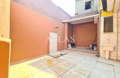 Casa com 3 quartos à venda na Rua Treze de Maio, 100000, Bom Jesus, Volta Redonda