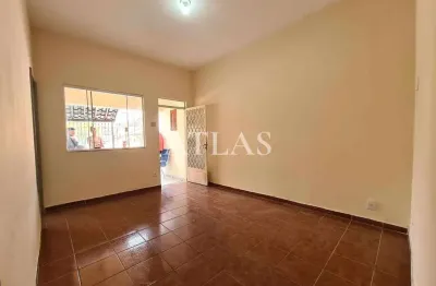 Casa com 3 quartos à venda na Rua Treze de Maio, 1000, Bom Jesus, Volta Redonda