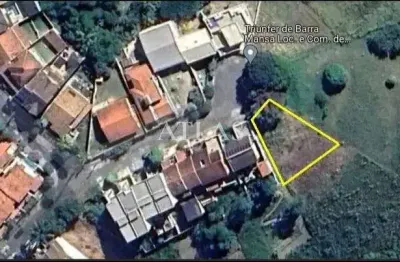 Terreno maravilhoso, 588m2- jardim amália, volta redonda/rj