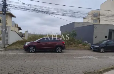 Terreno à venda na Rua Carlos Simões, 12, Jardim Amália, Volta Redonda