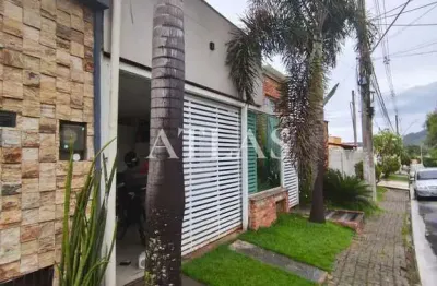 Casa maravilhosa, 2 quartos, 120m2- parque do contorno- volta redonda/rj