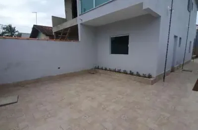 Casa para Venda em Itanhaém, Jardim Umuarama, 2 dormitórios, 2 suítes, 2 banheiros, 2 vagas