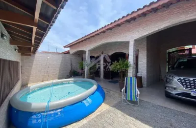 Casa para venda em itanhaém, suarão, 3 dormitórios, 1 suíte, 2 banheiros, 5 vagas