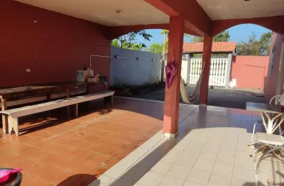 Casa para Venda em Itanhaém, São Pedro, 3 dormitórios, 2 banheiros, 5 vagas