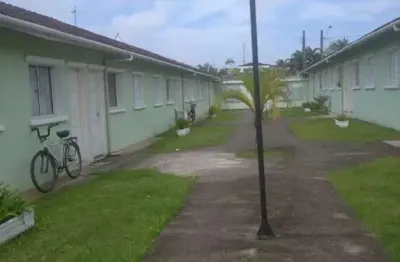 Casa para Venda em Itanhaém, Jardim Umuarama, 2 dormitórios, 1 banheiro, 1 vaga