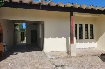 Casa para Venda em Itanhaém, Balneário Gaivota, 2 dormitórios, 3 banheiros, 3 vagas