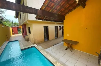 Casa para Venda em Itanhaém, SANTA CRUZ, 5 dormitórios, 1 suíte, 1 banheiro, 6 vagas