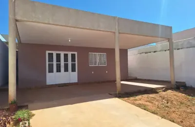 Casa a venda muito linda em nova parnamirim boa estrutura e terreno grande