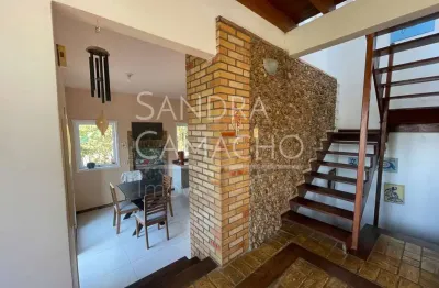 Casa com 2 quartos à venda no santinho, florianópolis , 204 m2 por r$ 1.380.000
