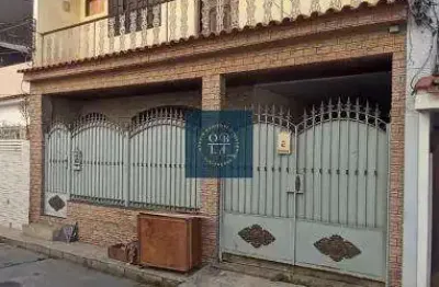 Casa com 4 quartos à venda na Avenida Getúlio Vargas, 2480, Centro, Nilópolis