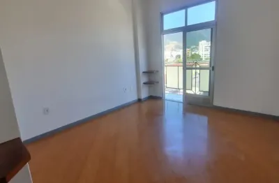 Vila isabel, shopping, 2 quartos, sacada, 2 vagas,vazio, elevador