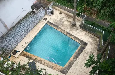 Mansão de 570 m² na rua fechada do grajaú com vista deslumbrante e lazer completo