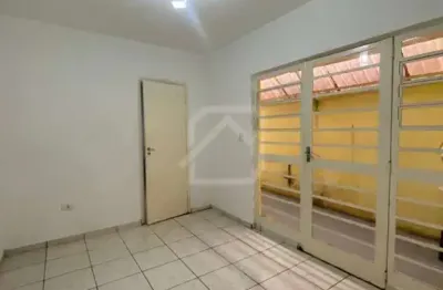 Casa com 2 quartos para alugar na rua araraí, 304, jardim stella, santo andré por r$ 2.400