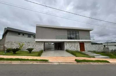 Sobrado para aluguel e venda tem 366 metros quadrados com 3 quartos