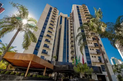 Flat 100% mobiliado no setor oeste em frente à praça do sol locação facilitada