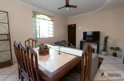 Casa em condomínio fechado com 4 quartos à venda na rua buganville, 1465, eldorado, contagem por r$ 756.000