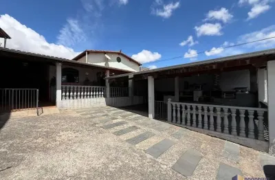 Casa em condomínio fechado com 3 quartos à venda na praça são gonçalo, 515, petrolândia, contagem por r$ 636.000