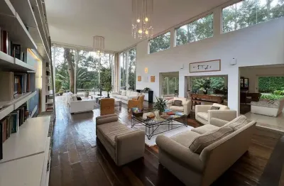 Casa com 5 quartos à venda na Vila Santo Antônio, Cotia 