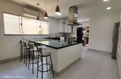 Casa com 3 quartos à venda na Vila Santa Maria, Americana 