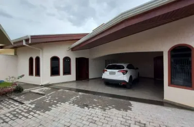 Casa com 3 quartos à venda no Parque Novo Mundo, Americana 