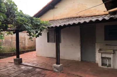 Casa com 2 quartos à venda na Vila São Pedro, Americana 