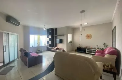 Casa com 3 quartos à venda no Jardim Ipiranga, Americana 