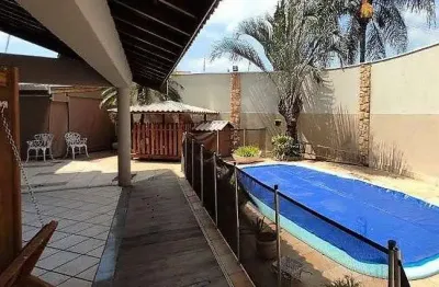 Casa com 3 quartos à venda na Vila Nossa Senhora de Fátima, Americana 