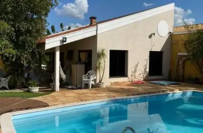 Casa com 4 quartos à venda na Vila Santa Maria, Americana 