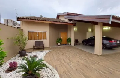 Casa com 3 quartos à venda no Jardim Jacyra, Americana 