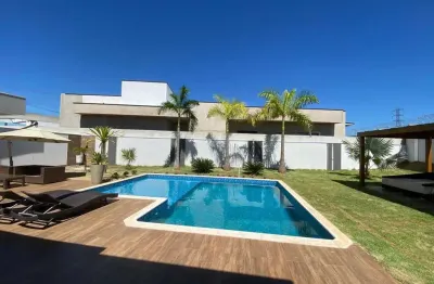 Casa com 3 quartos para alugar no Estância Hípica, Nova Odessa 