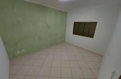 Casa com 3 quartos à venda na Vila Santa Maria, Americana 