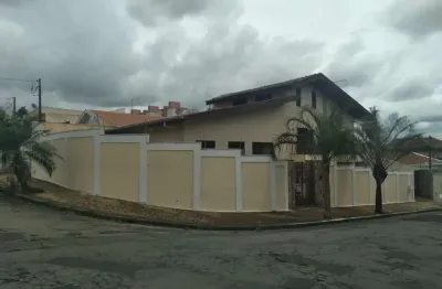 Casa com 3 quartos à venda na Vila Santa Maria, Americana 