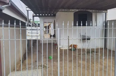 Casa com 2 quartos à venda no Jardim São Paulo, Americana 