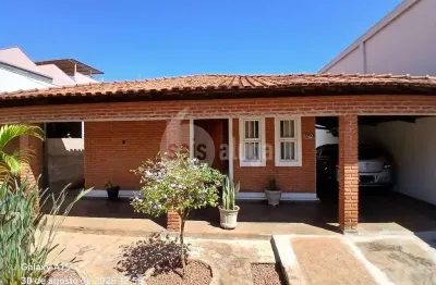 Casa com 2 quartos à venda na Vila Cardim, Matão 