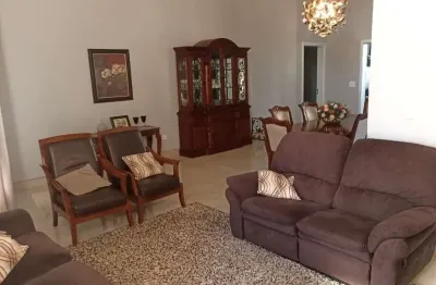 Casa com 3 quartos à venda no Parque Nova Carioba, Americana 