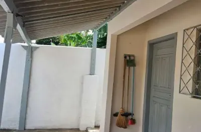 Casa para Alugar em Vila Cordenonsi, Americana – 2 Dorms, R$1250