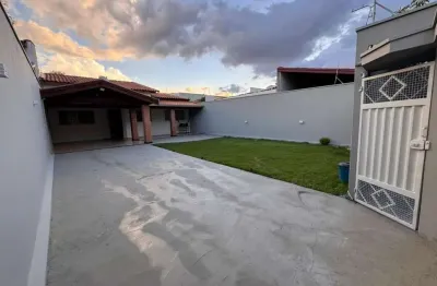 Casa à Venda em Jardim Dona Regina, Santa Bárbara d'Oeste, 120m²