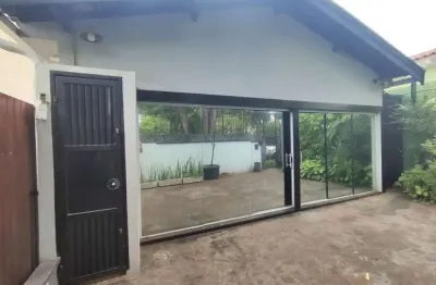 Casa com 3 quartos para alugar na Vila Biasi, Americana 