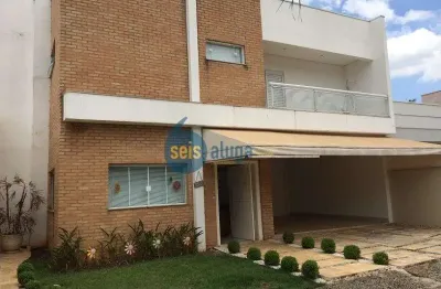 Casa de Luxo no Iate Clube Americana: 3 Suítes à Venda e Locação