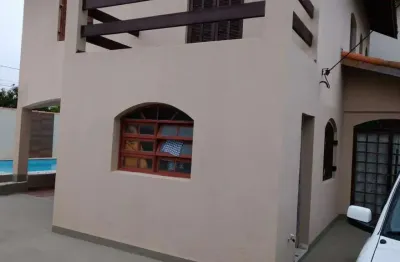 Sobrado para Venda em Itanhaém, Luizamar Mirim, 4 dormitórios, 1 suíte, 1 banheiro, 6 vagas