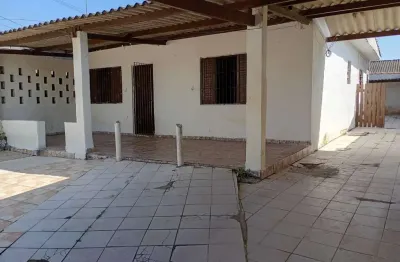 Casa para Venda em Itanhaém, Balneário Gaivota, 2 dormitórios, 1 banheiro, 2 vagas