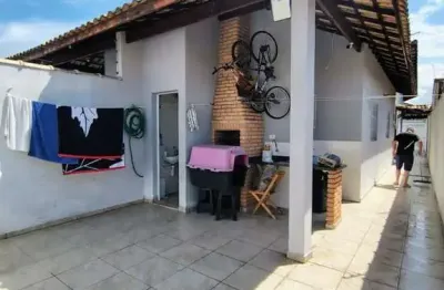 Casa para Venda em Itanhaém, Santa Julia, 2 dormitórios, 1 suíte, 2 banheiros, 1 vaga