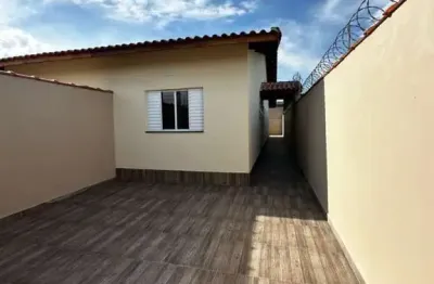 Casa para Venda em Itanhaém, Loty, 2 dormitórios, 1 suíte, 1 banheiro, 2 vagas